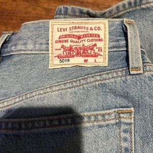 Levi’s premium 502 button fly jeans original transitional fit